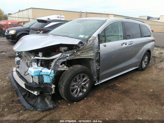 2022 TOYOTA SIENNA LE VIN: 5TDBSKFC6NS065729
