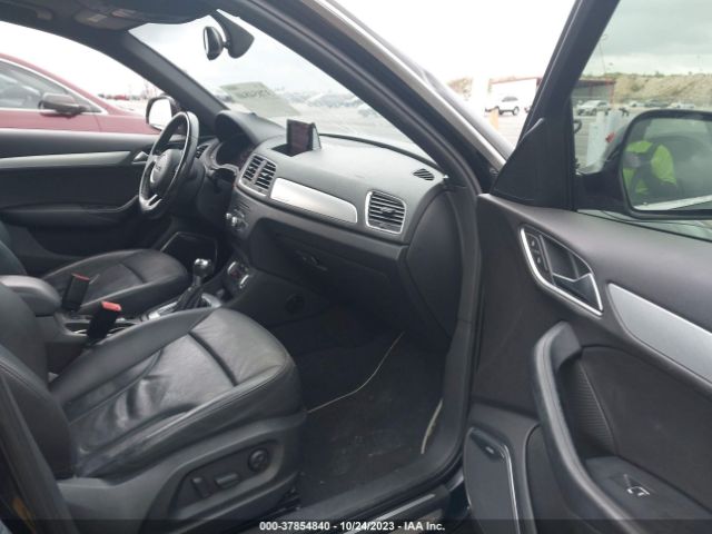 WA1GFCFS2FR008820 Audi Q3 2.0t Premium Plus