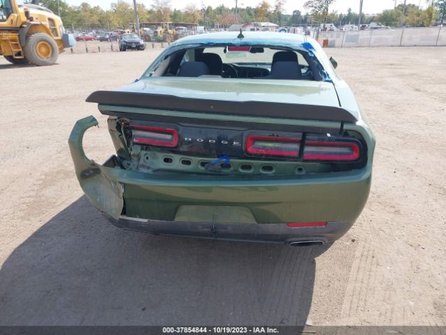 2C3CDZAG8KH602701 Dodge Challenger Sxt