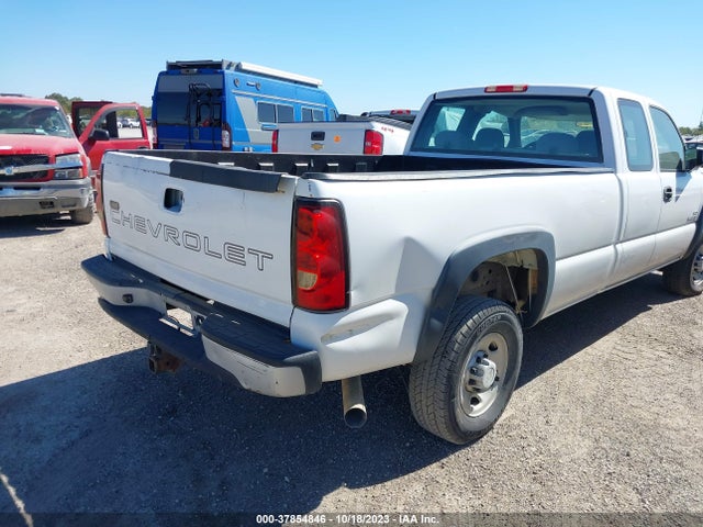 2007 CHEVROLET SILVERADO 2500HD CLASSIC WORK TRUCK VIN: 1GCHC29DX7E123104