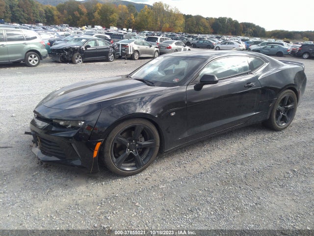 Chevrolet Camaro 1lt 2017 1G1FB1RXXH0141026 Image 2