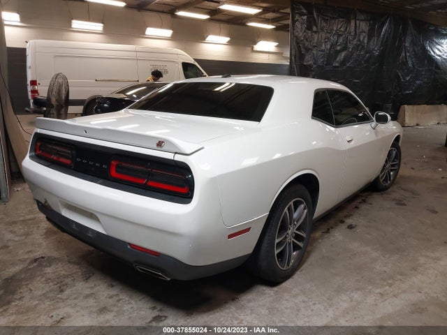 2019 DODGE CHALLENGER SXT VIN: 2C3CDZGGXKH628174