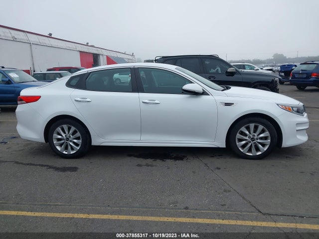 KIA Optima Lx 2017 5XXGT4L3XHG161842 Image 12