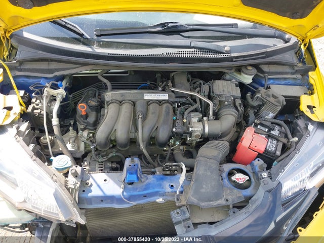 Honda FIT LX 2015 3HGGK5H57FM756261 Image 10