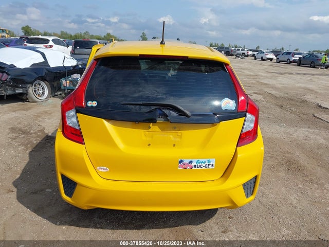 Honda FIT LX 2015 3HGGK5H57FM756261 Image 16