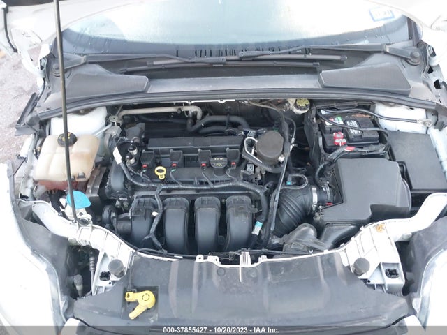 2014 FORD FOCUS SE VIN: 1FADP3K2XEL255764