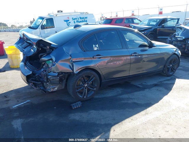 BMW 330I 2018 WBA8B9C59JAE21929 Image 4