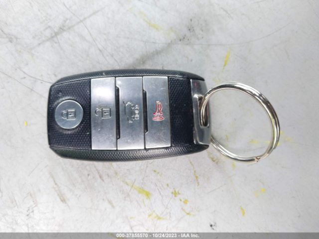 KNDJX3AA4J7528254 KIA Soul !