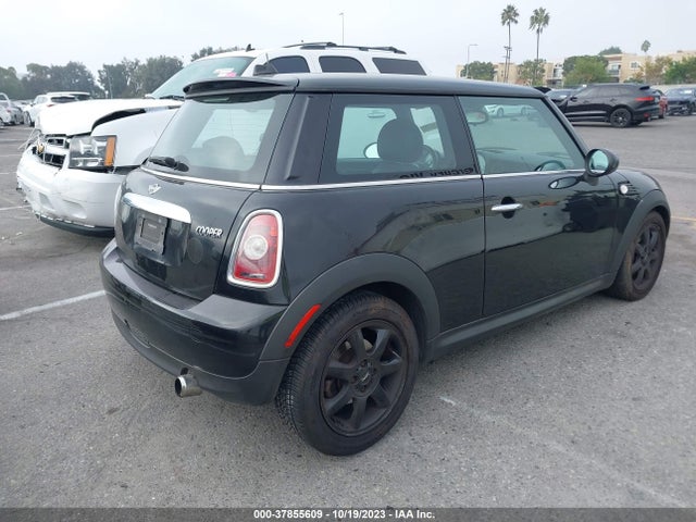 2009 MINI COOPER WMWMF33569TW76762 Photo 3