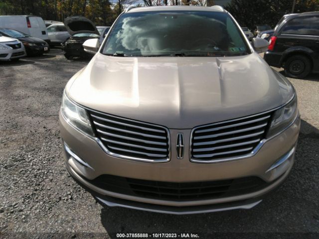5LMTJ2AH8FUJ09035 Lincoln MKC