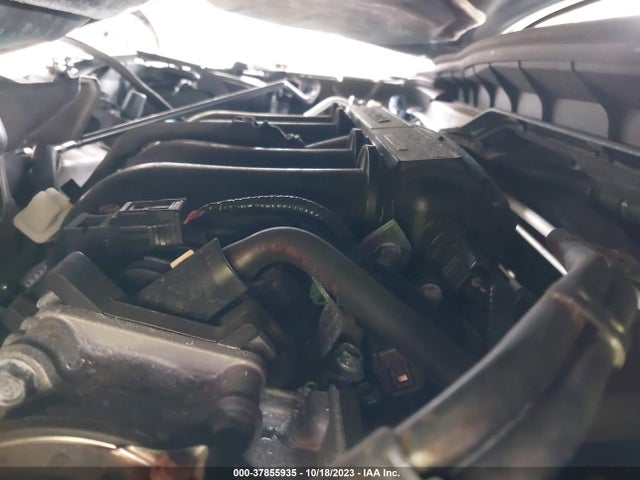 Honda FIT LX 2015 3HGGK5H54FM723332 Image 10