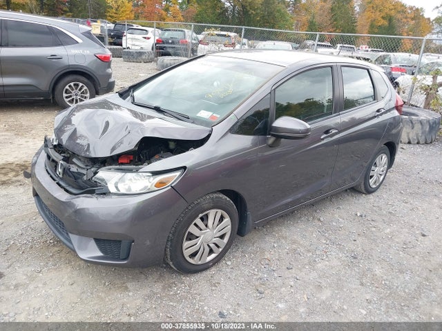Honda FIT LX 2015 3HGGK5H54FM723332 Image 2