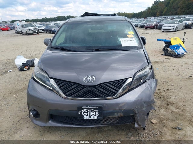 Toyota SIENNA SE 2017 5TDXZ3DC6HS818531 Image 12
