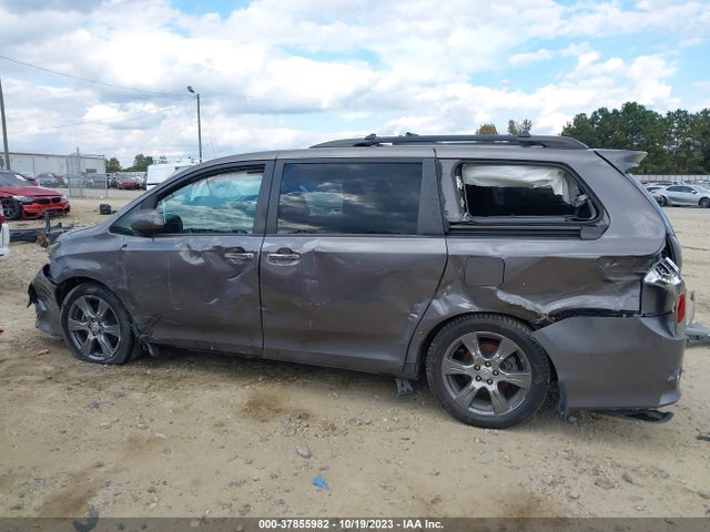 Toyota SIENNA SE 2017 5TDXZ3DC6HS818531 Image 14
