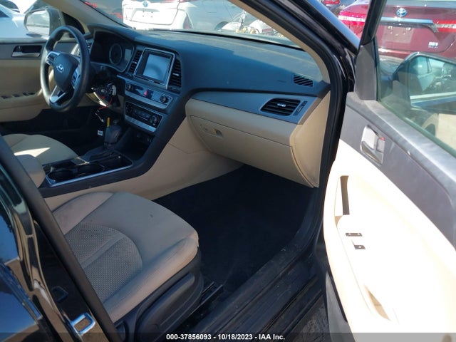 Hyundai SONATA SE 2019 5NPE24AF8KH776473 Image 23