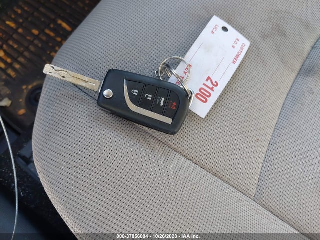 2020 TOYOTA COROLLA LE VIN: JTDEPRAEXLJ070068