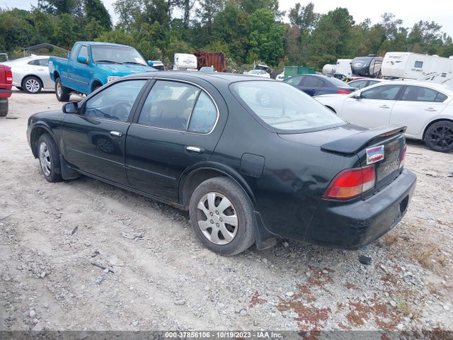 1997 NISSAN MAXIMA JN1CA21D1VM522128 Photo 2