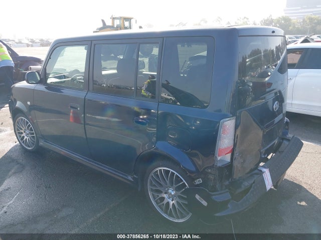 2004 SCION XB VIN: JTLKT324640141862