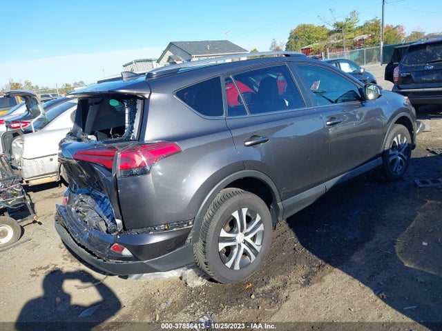 Toyota RAV4 LE 2017 JTMBFREV4HJ711514 Image 4