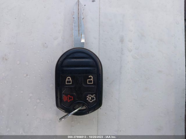 1ZVBP8AM5E5250569 Ford Mustang V6