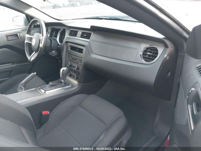 1ZVBP8AM5E5250569 Ford Mustang V6