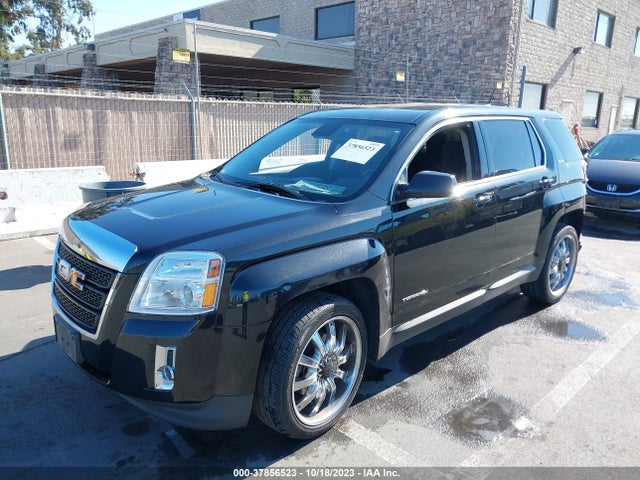 2GKALMEK8E6357832 GMC Terrain Sle
