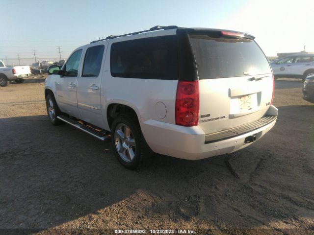 2011 GMC YUKON XL 1500 1GKS2KE33BR181227 Photo 2