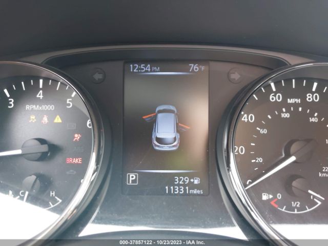 JN1BJ1CR8HW134451 Nissan Rogue Sport Sv