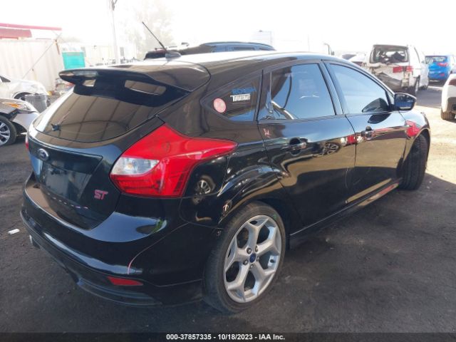 1FADP3L98EL441928 Ford FOCUS ST