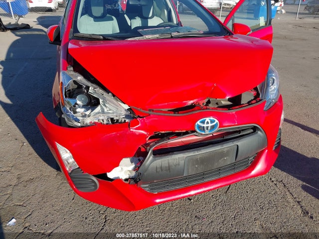 Toyota Prius C One 2016 JTDKDTB33G1131675 Image 25