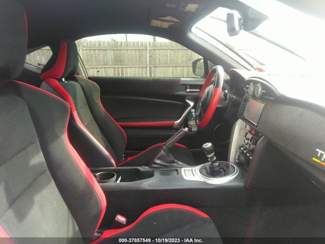 Toyota 86 GT 2019 JF1ZNAE19K9700443 Image 5
