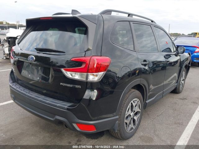 2021 SUBARU FORESTER JF2SKAFC4MH487450 Photo 3