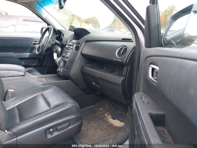 2014 HONDA PILOT TOURING VIN: 5FNYF4H96EB007216