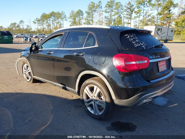 Mercedes-Benz GLA 250 2016 WDCTG4EB5GJ205662 Image 3