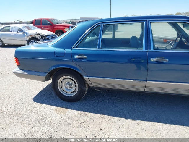 1982 MERCEDES-BENZ 380 SEL VIN: WDBCA33A4CB023319