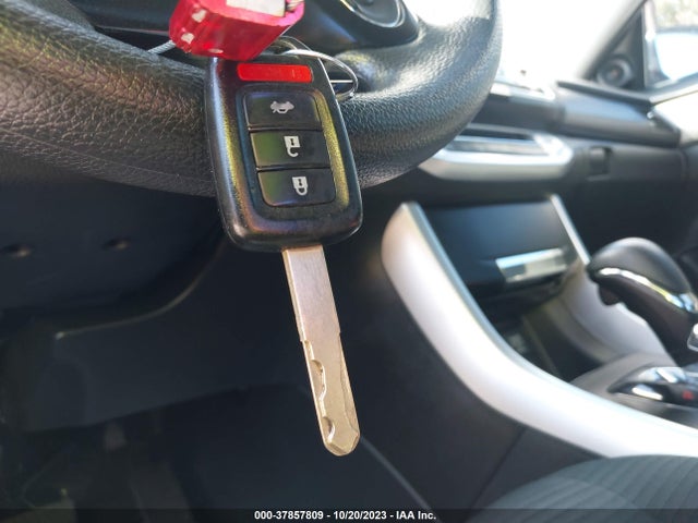 2015 HONDA ACCORD SEDAN LX VIN: 1HGCR2F31FA198785