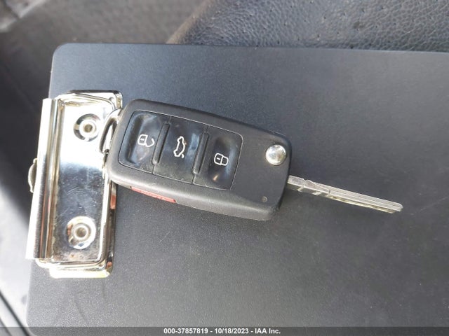 3VWDB7AJXHM273965 Volkswagen Jetta 1.4t Se