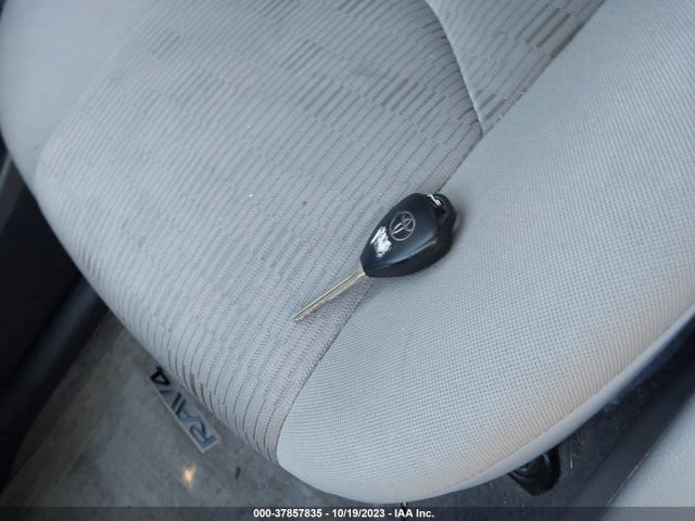2011 TOYOTA RAV4 2T3JF4DVXBW148638 Photo 10