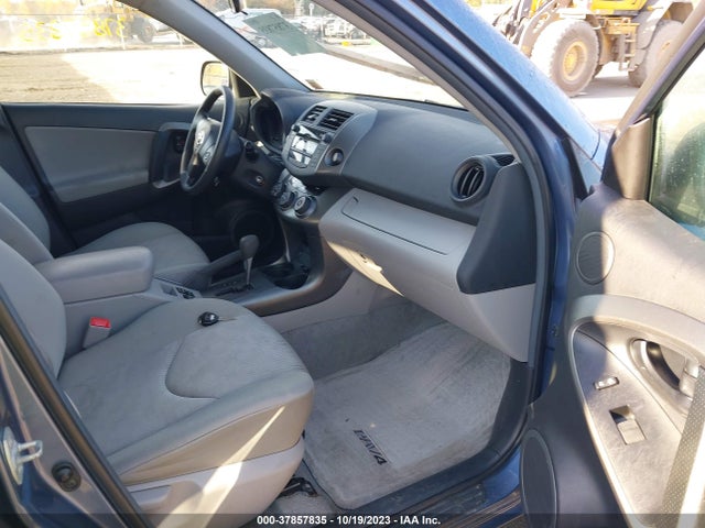 2011 TOYOTA RAV4 2T3JF4DVXBW148638 Photo 4
