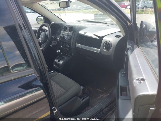 1C4NJCBA2HD146883 Jeep Compass Sport