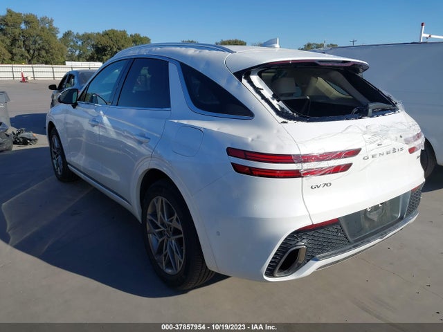 Genesis Gv70 2.5t Awd 2023 KMUMADTB1PU093811 Image 3