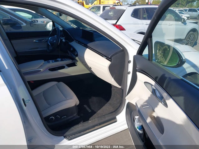 Genesis Gv70 2.5t Awd 2023 KMUMADTB1PU093811 Image 5
