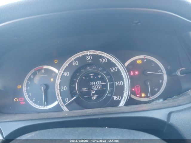 1HGCR2F36FA082644 Honda Accord Sedan Lx