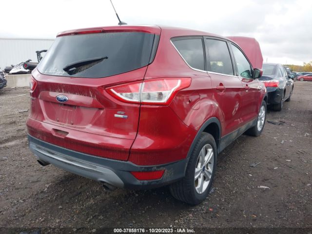 1FMCU9GX6FUB28927 Ford ESCAPE SE