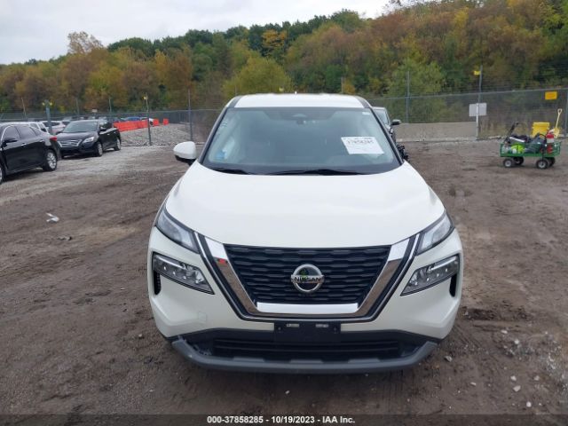 JN8AT3BB6MW218592 Nissan Rogue Sv Intelligent Awd