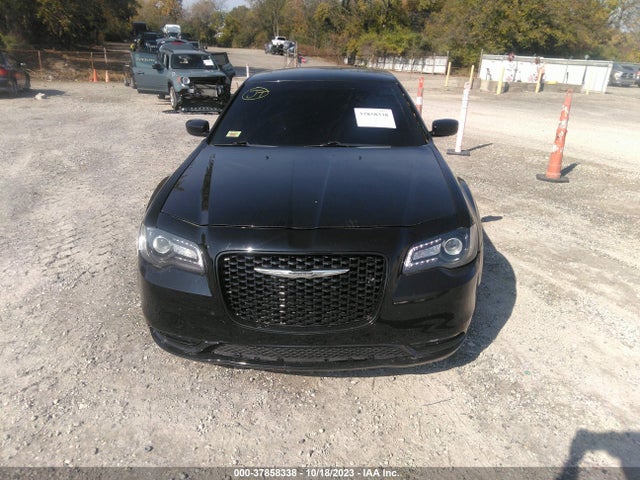 Chrysler 300 300s 2015 2C3CCABG8FH867630 Image 12