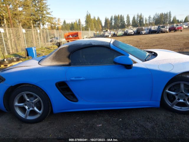 WP0CA2A89HS221932 Porsche 718 Boxster