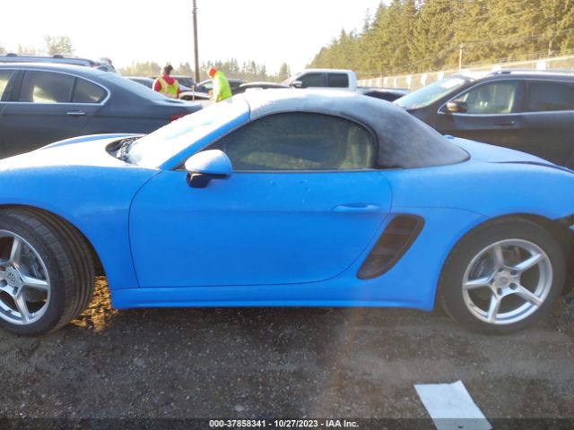 WP0CA2A89HS221932 Porsche 718 Boxster