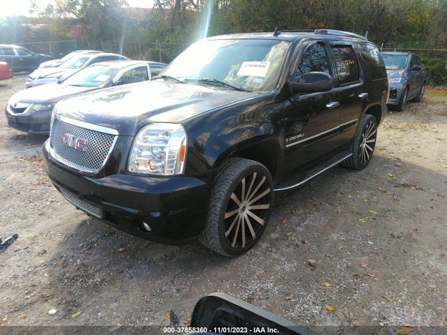 2007 GMC YUKON DENALI VIN: 1GKFK63857J326300