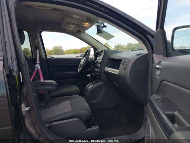 1C4NJCBA0GD568892 Jeep Compass Sport